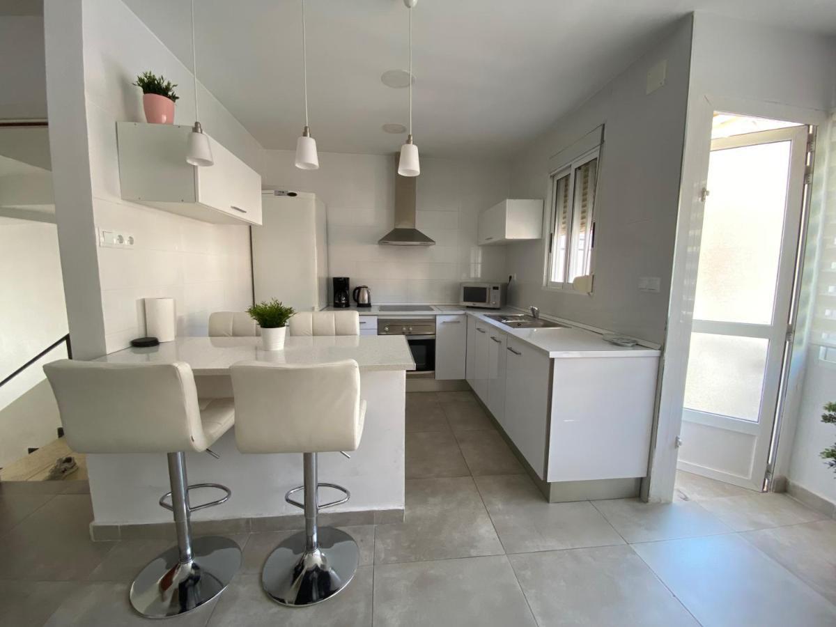 Centre Apartment Near Plaza De Toros Alicante Esterno foto