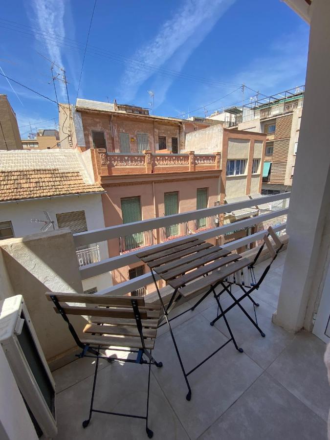 Centre Apartment Near Plaza De Toros Alicante Esterno foto